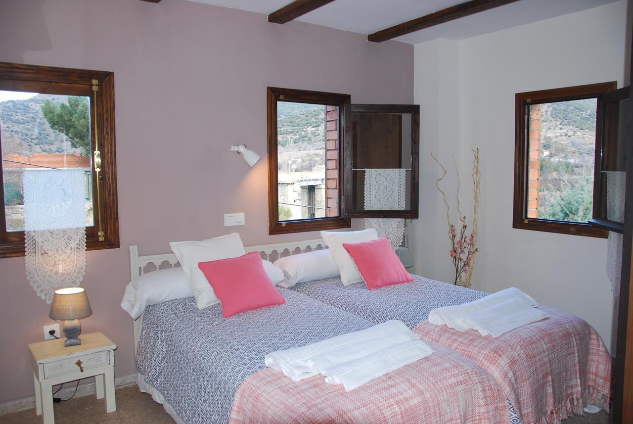 Hotel Rural Don Burguillo El Tiemblo Buitenkant foto